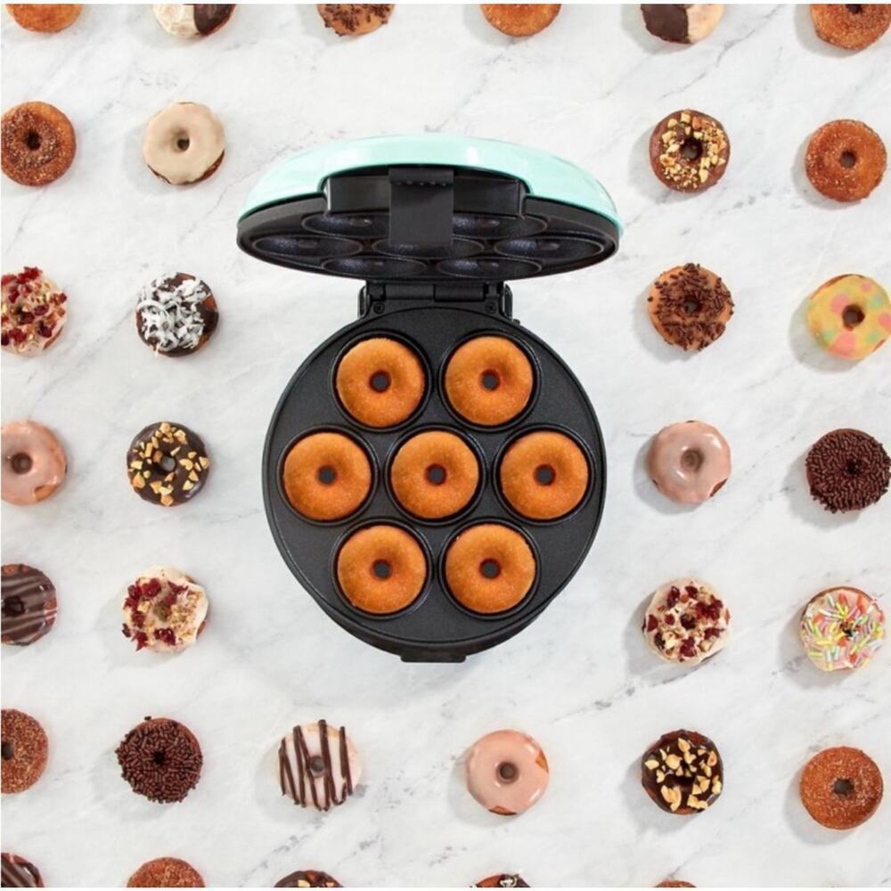 Dash Express Mini Donut Maker NEW IN BOX Donuts Baking Appliance - Picture 6 of 11